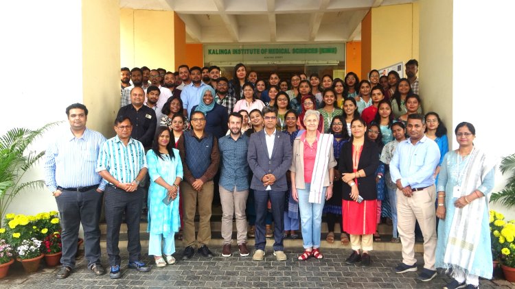 KIIT School of Public Health Organizes, International Seminar on ‘Universal Health Coverage’ : Ommtv