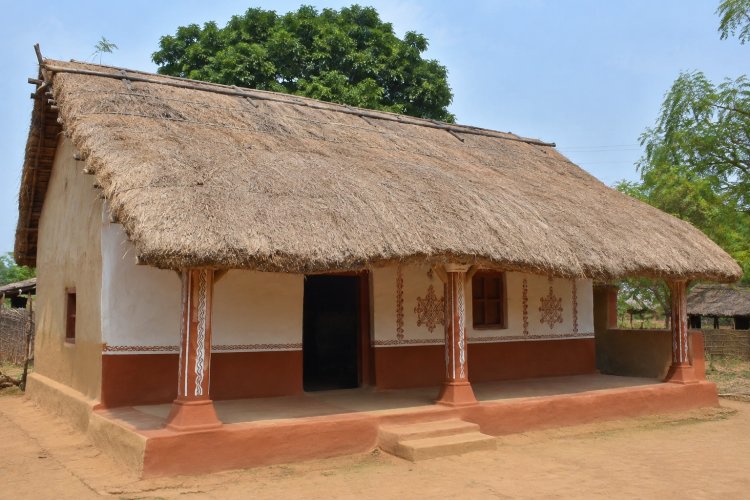  ସୁନାପୋଷି ଗାଁ ରେ ତିନୋଟି ଘରେ ଏକାବେଳେ ଚୋରି 